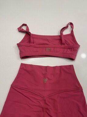Aritzia butter pink workout set